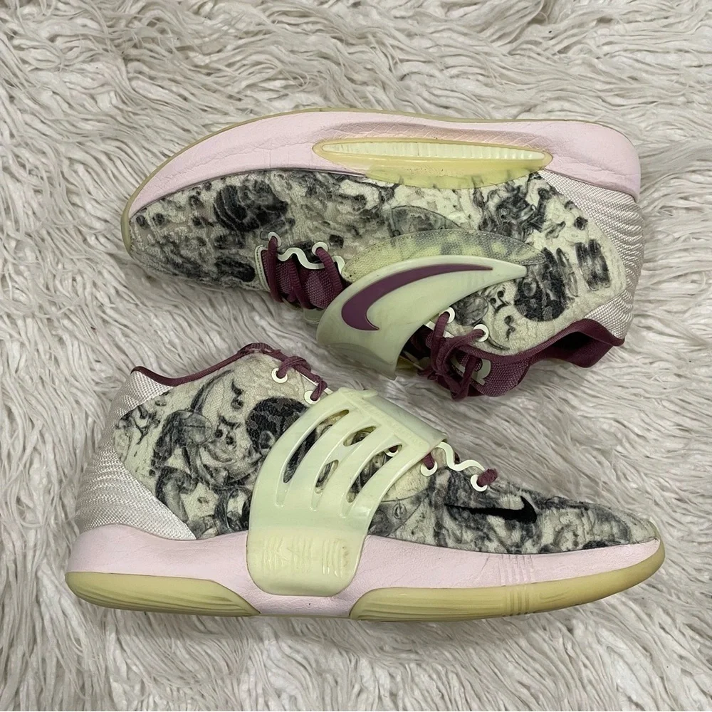 Nike Kevin Durant KD14 Surrealism Glow Sole Lime Ice Light Mulberry 300 Sneakers