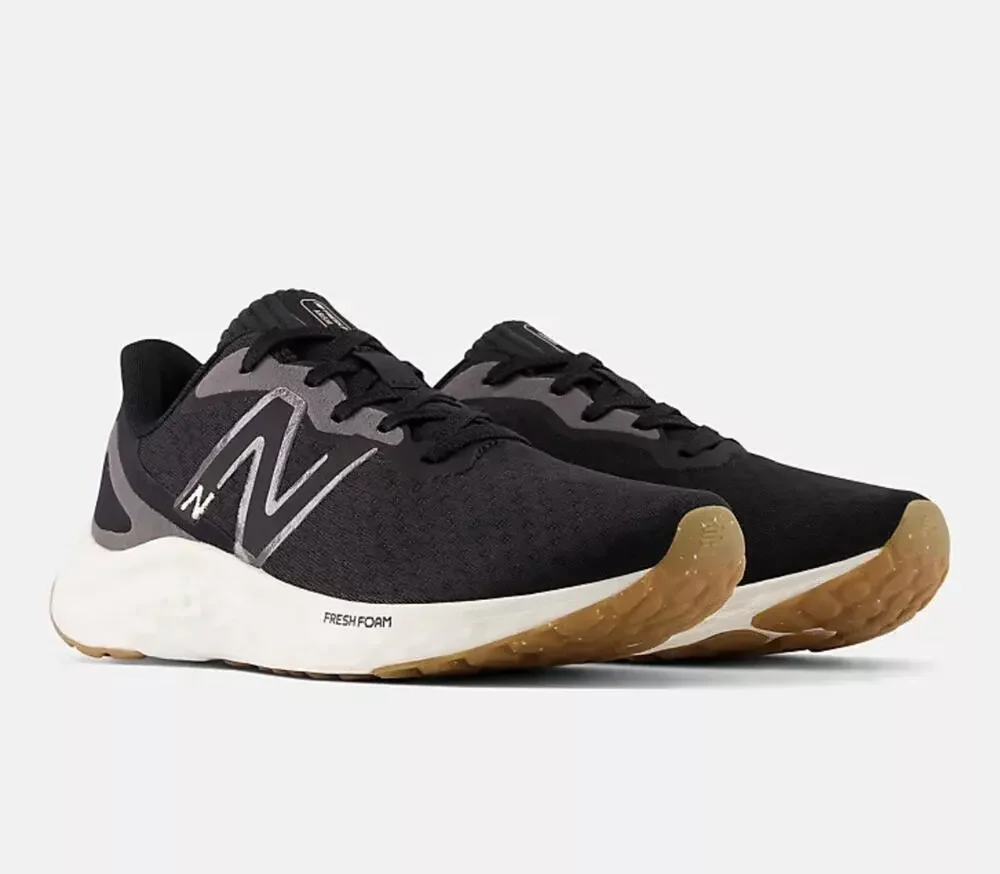 New Balance Fresh Foam Arishi v4 Running Shoes WARISEK4 Black Women’s Size 9