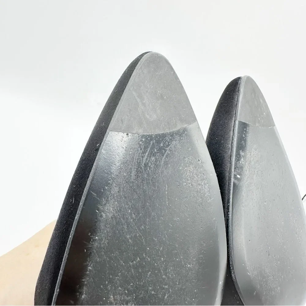 Stuart Weitzman curved sides