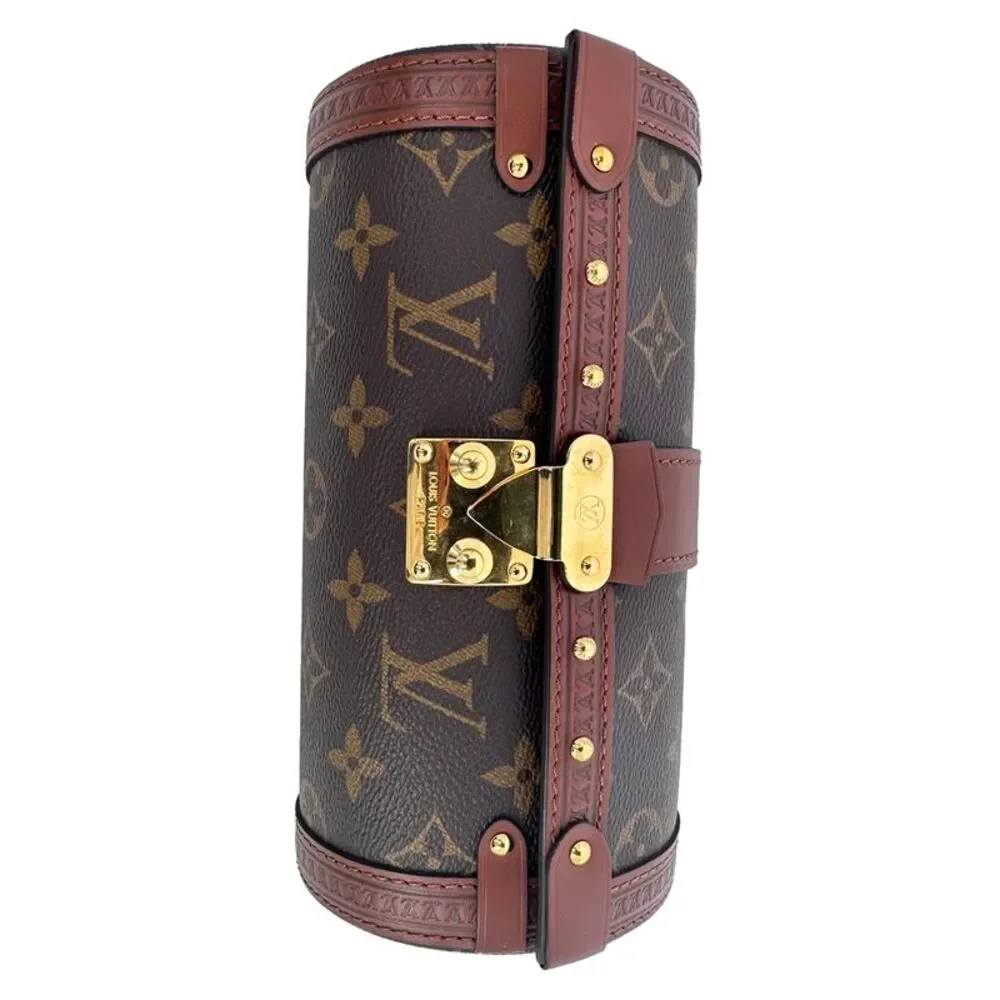 Louis Vuitton delivery duty