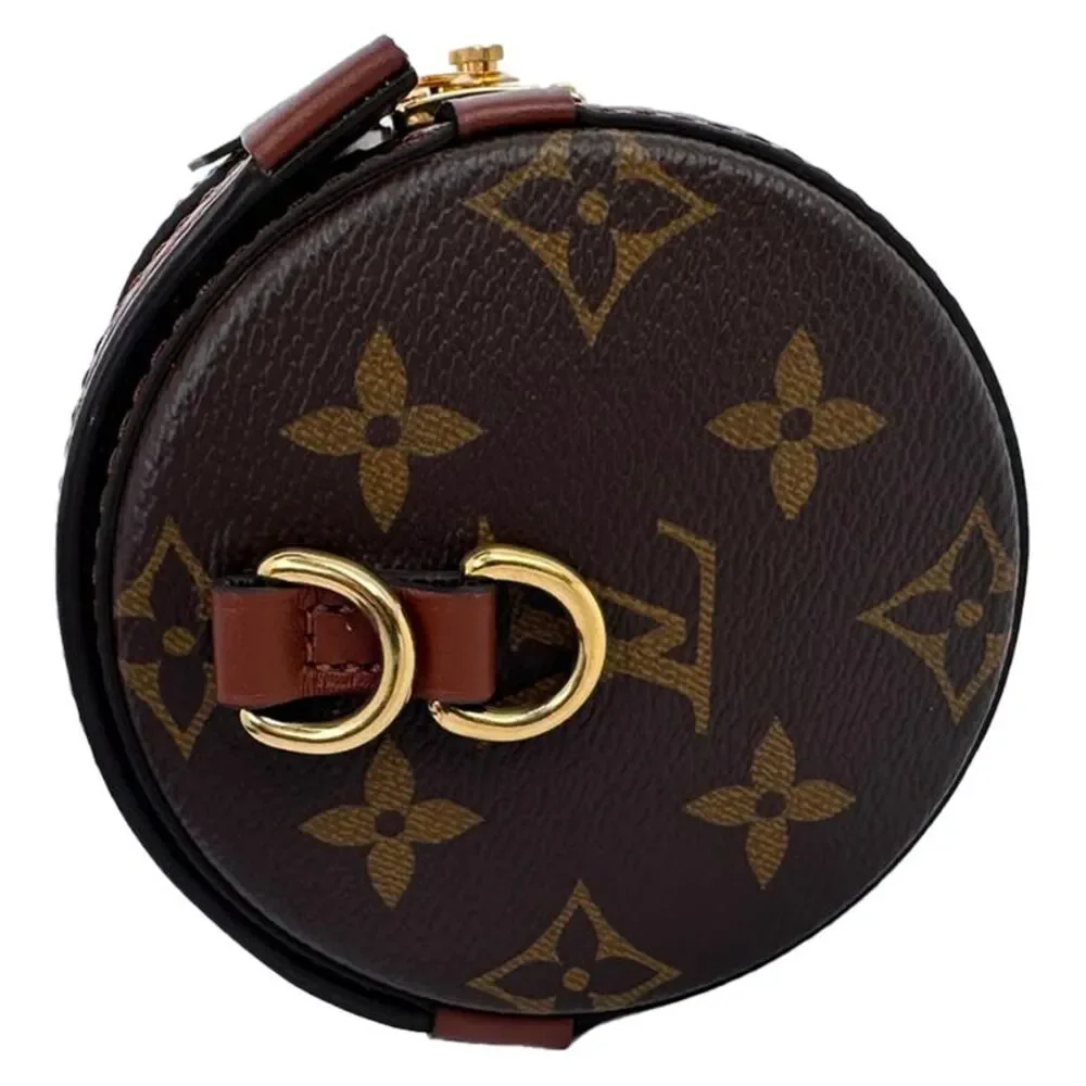 Louis Vuitton delivery duty