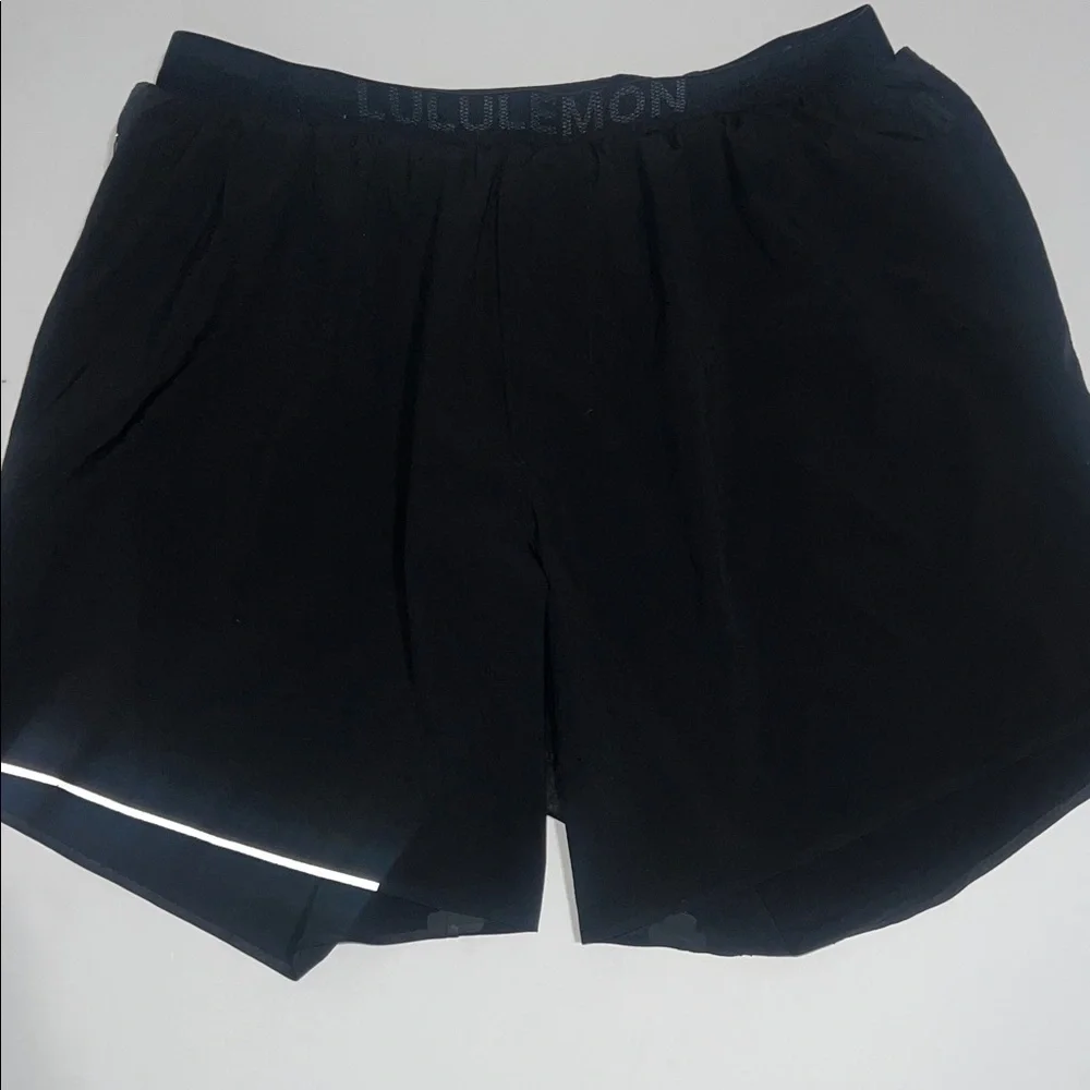 Women’s Lululemon Black Athletic Shorts size Small