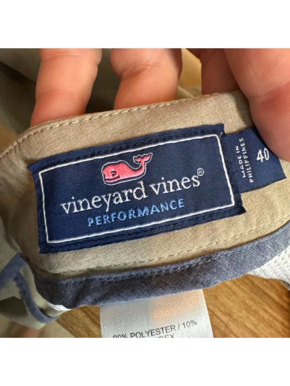 Vineyard Vines size 40