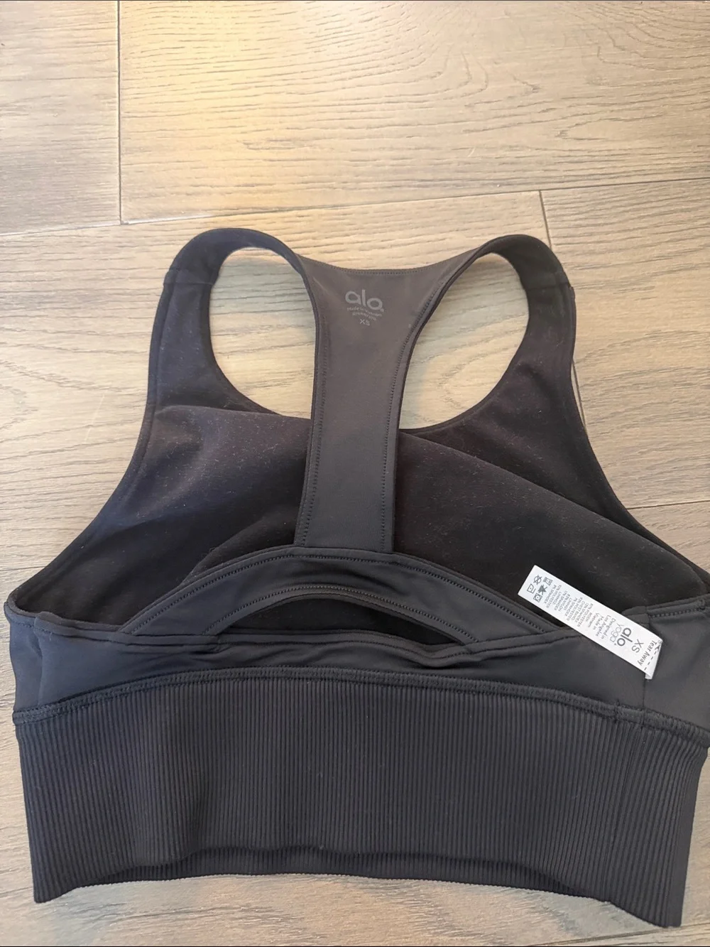 ALO Yoga streamlined racerback