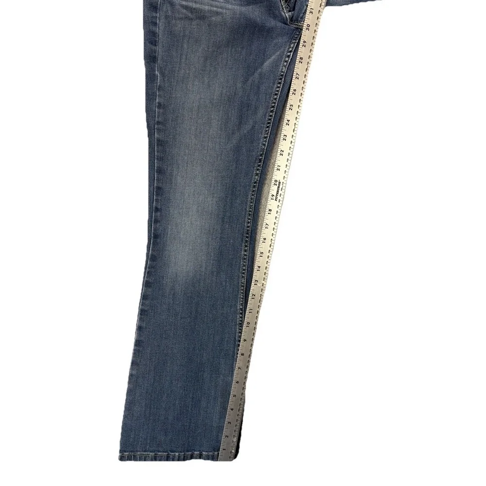 Levis levi 518