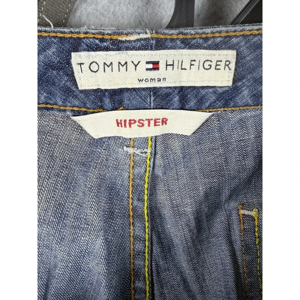 Tommy Hilfiger title tommy