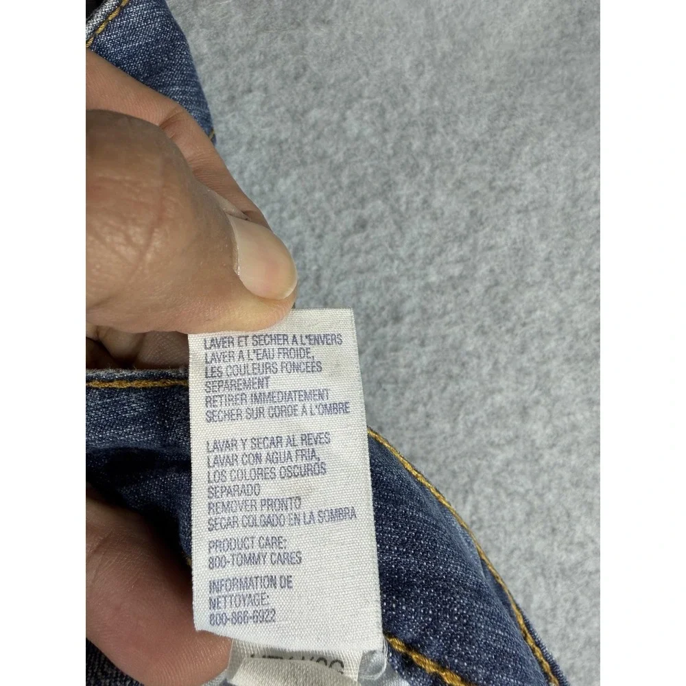 Tommy Hilfiger title tommy