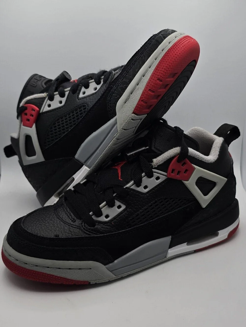 Jordan Kids Black, Red and White Retro Low-Top Sneakers