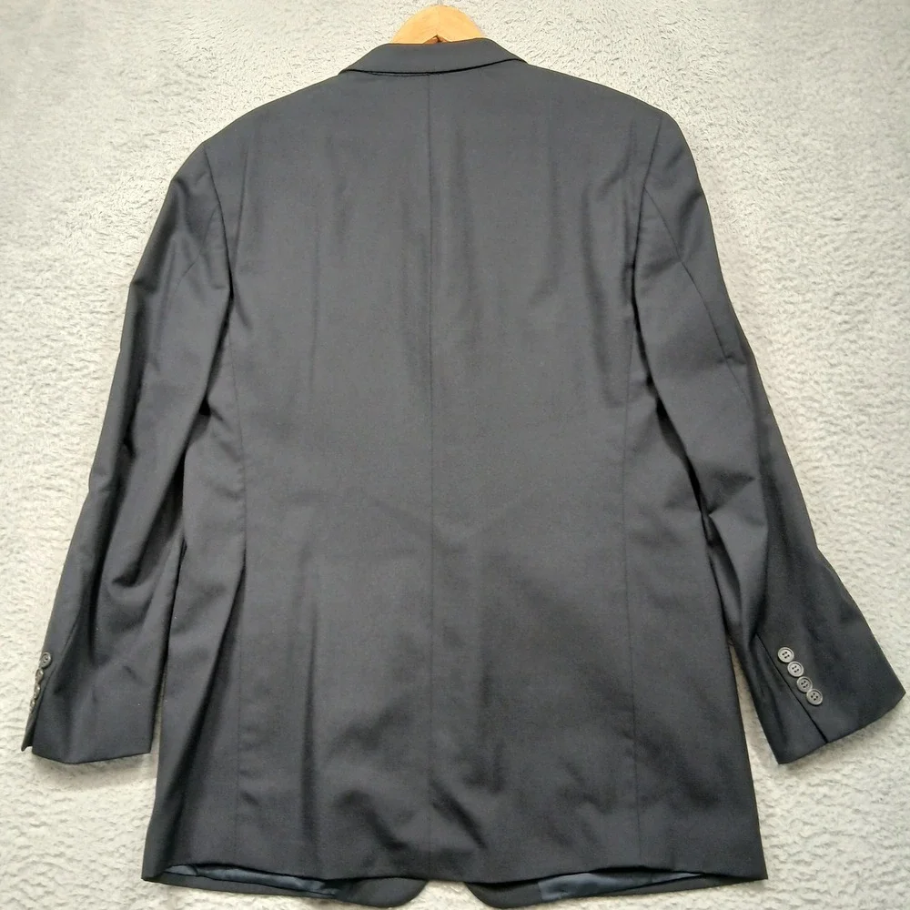 Brooks Brothers sophisticated sport