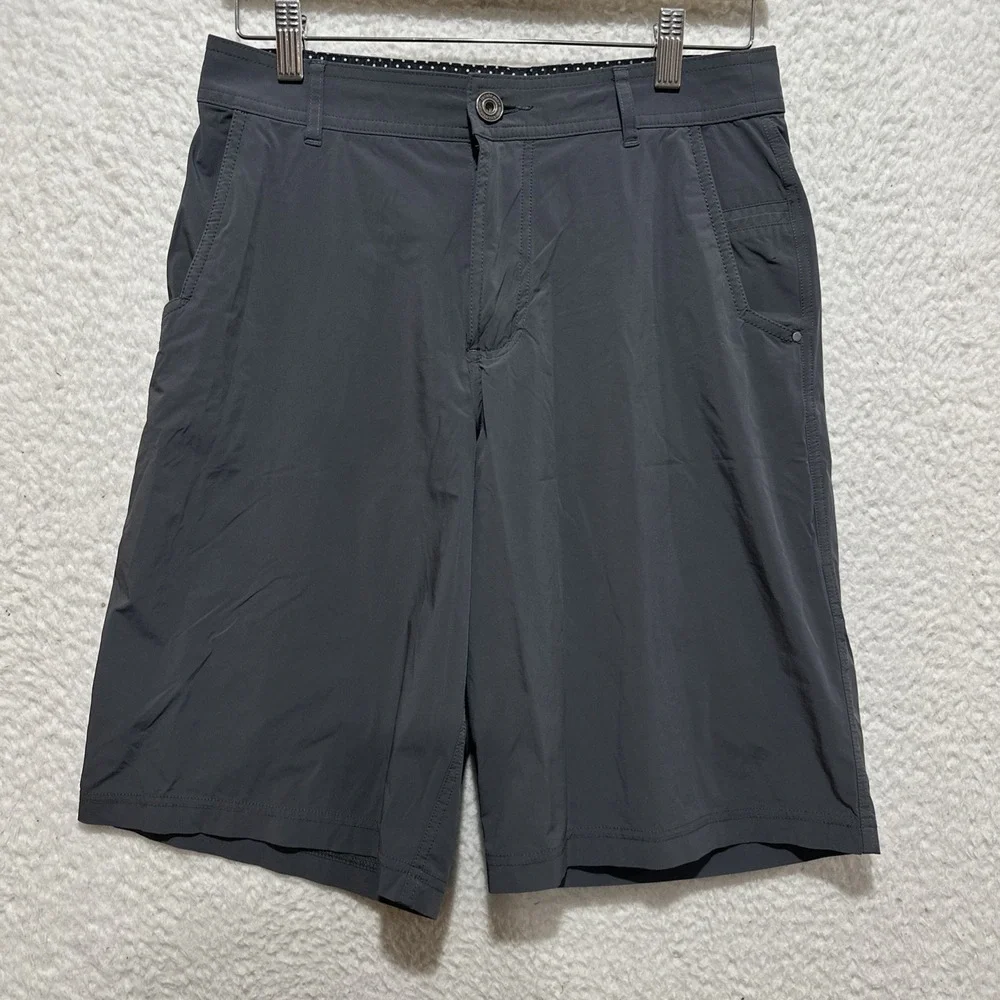 LULULEMON ATHLETICA‎ Men's Size 30 Gray Shorts Stretch Pockets Belt Loops Logo