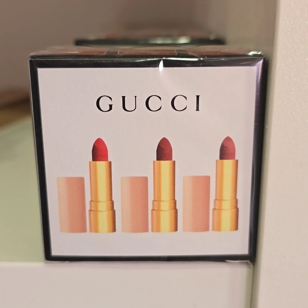 Gucci mini lipstick set