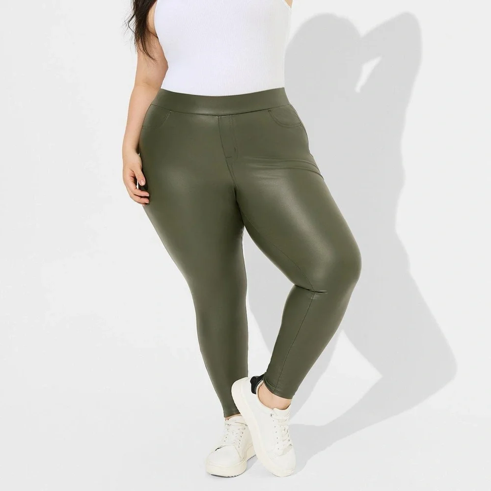 NWT Torrid Full‎ Length Signature Waist Faux Leather Legging Green Size 1X 14/16