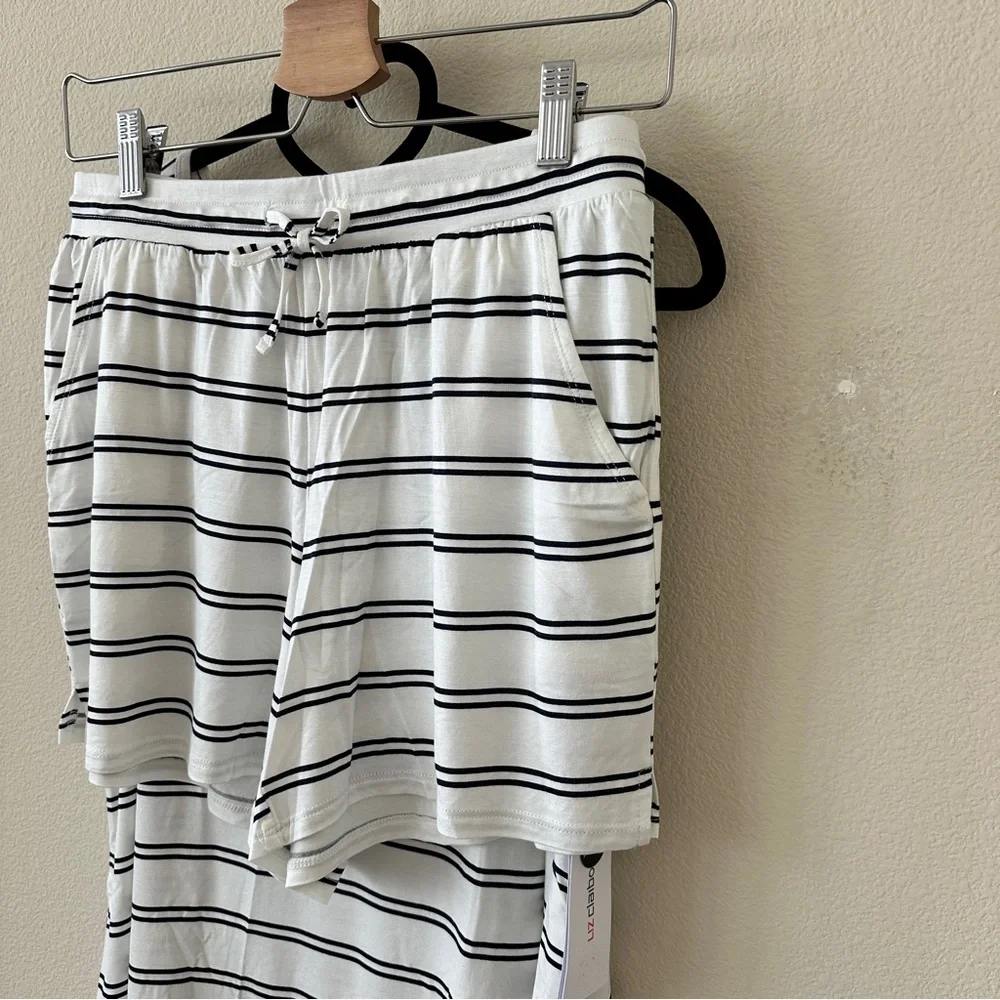 Liz Claiborne liz claiborne