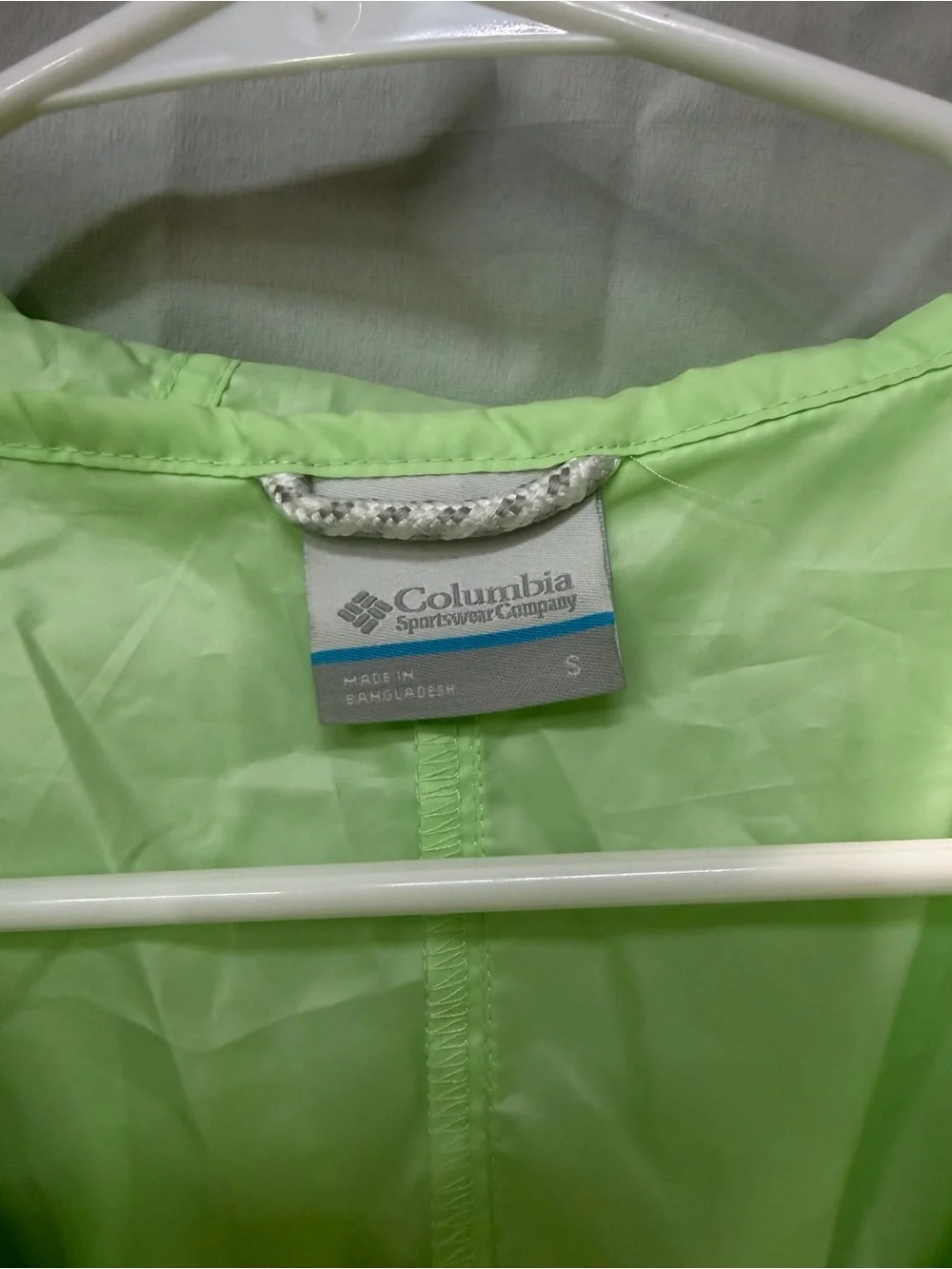 Columbia 100% polyester