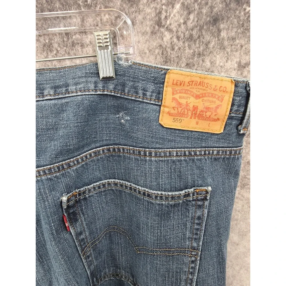 Levis levis 599
