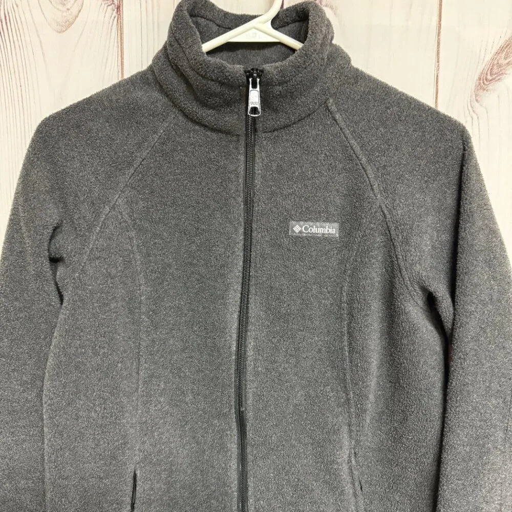 Columbia Sportswear Company #euc throw