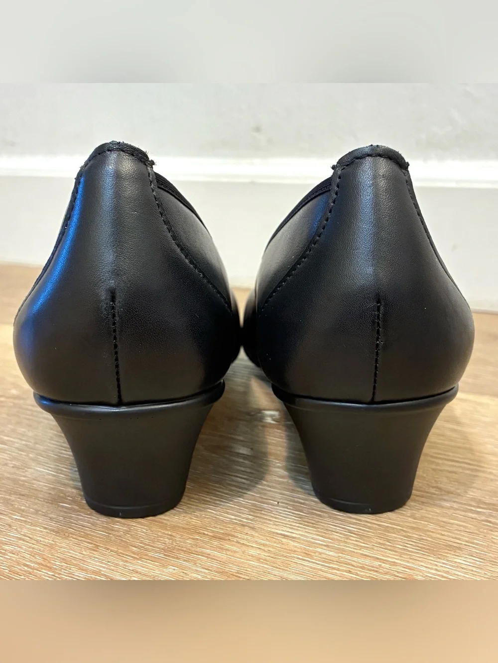 SAS milano pumps