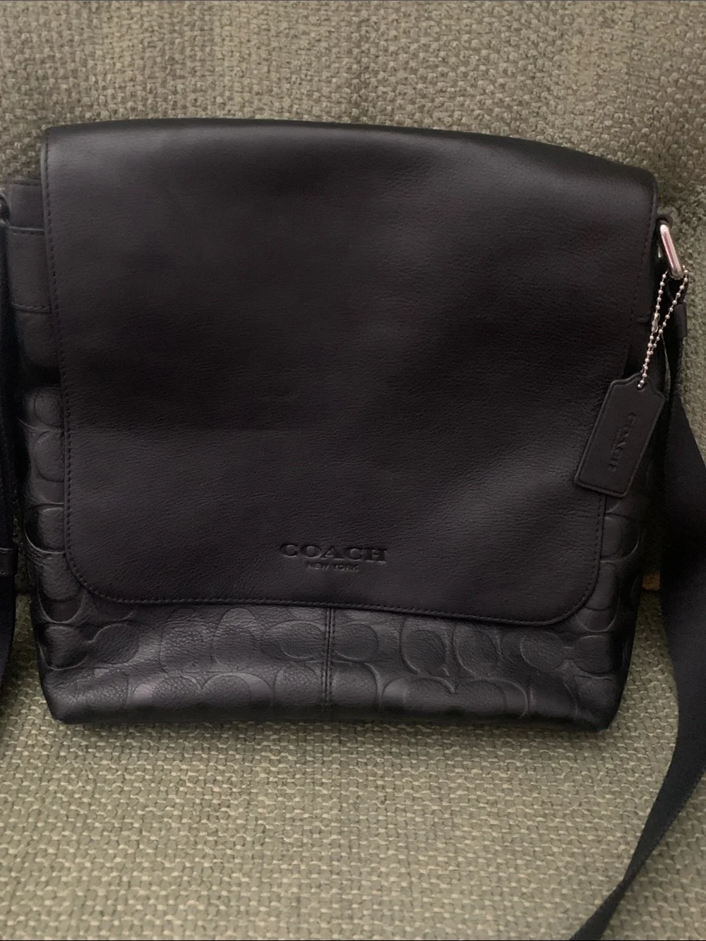 Coach authentic comes
