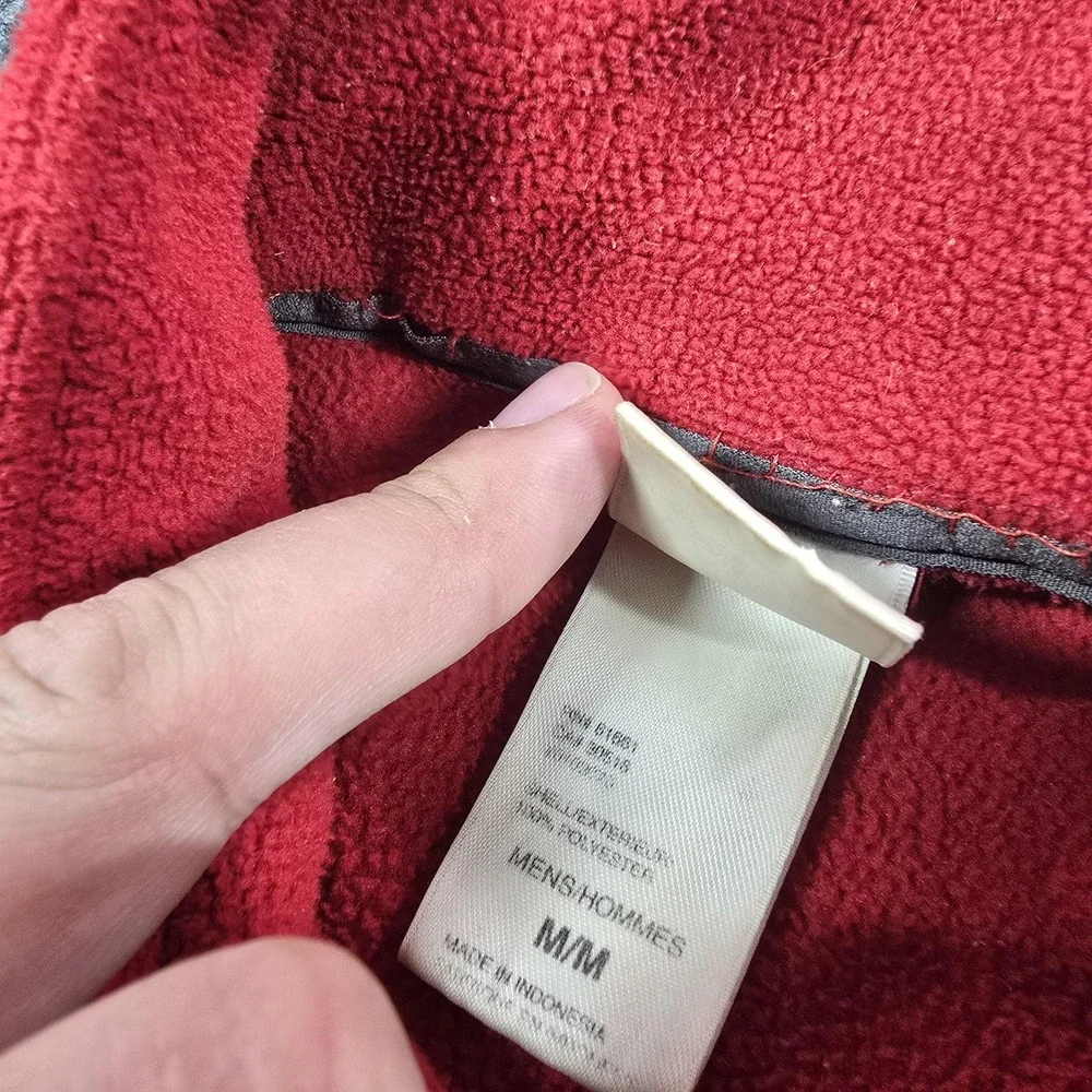 The North Face interior small