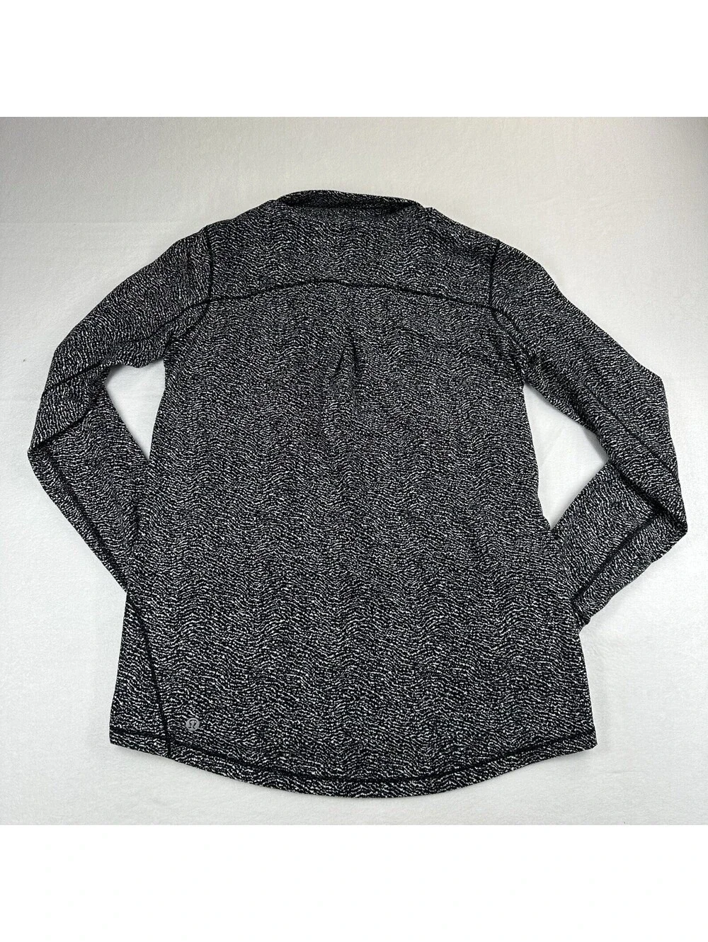 N/A lululemon pullover