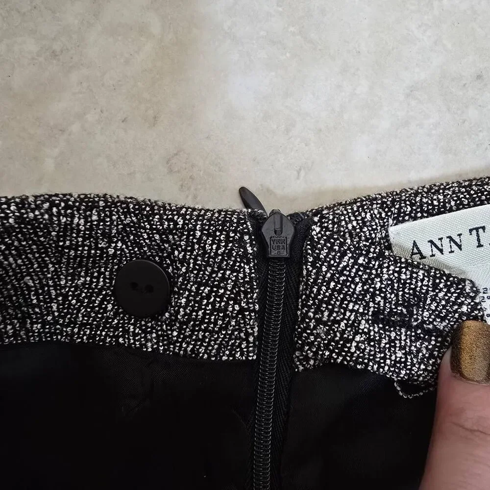 Ann Taylor workwear pencil