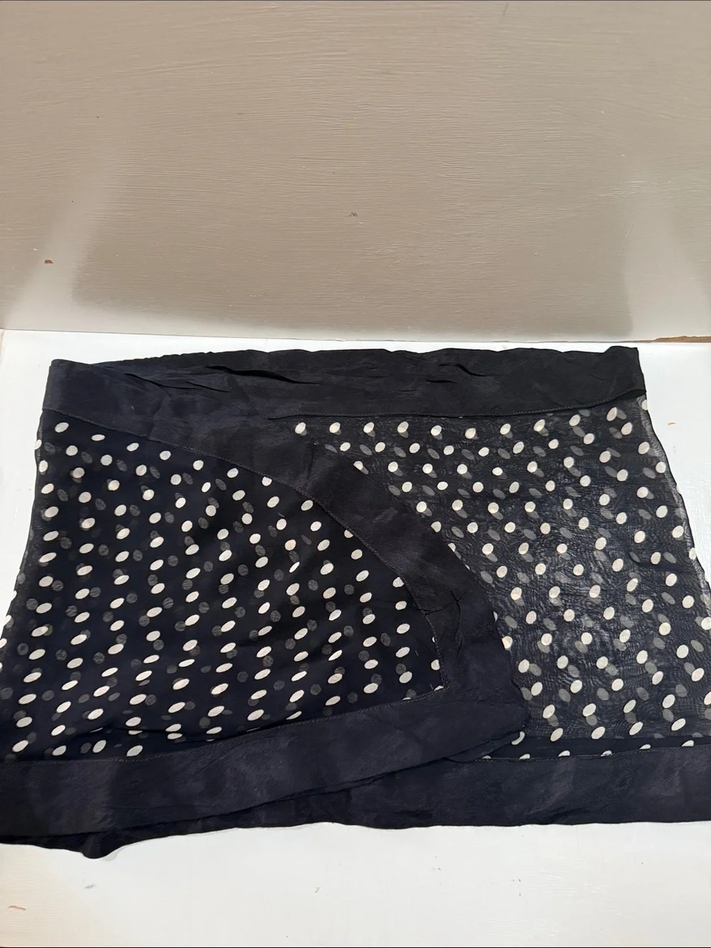 No brand lightweight black