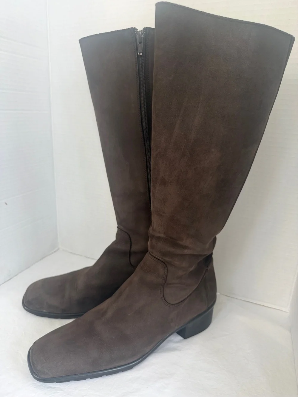 Donald Pliner Sz 9.5 Chocolate Brown Leather Air Touch Systems Tall Riding Boots