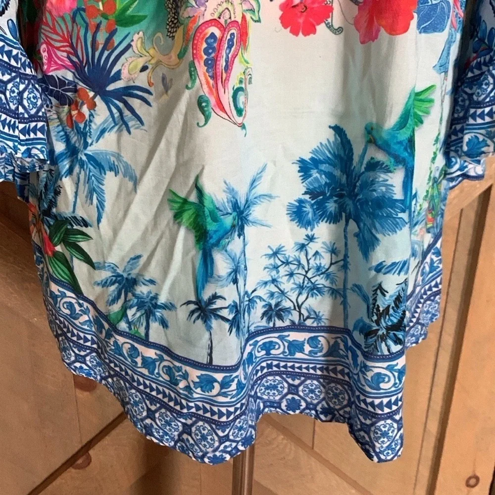 Lulalife blouse size