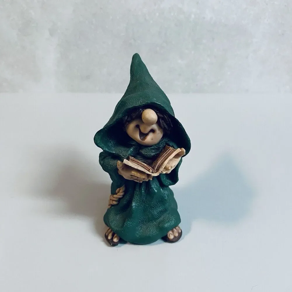 Friar Folk 1996 Maureen Green robe reading book approx 3