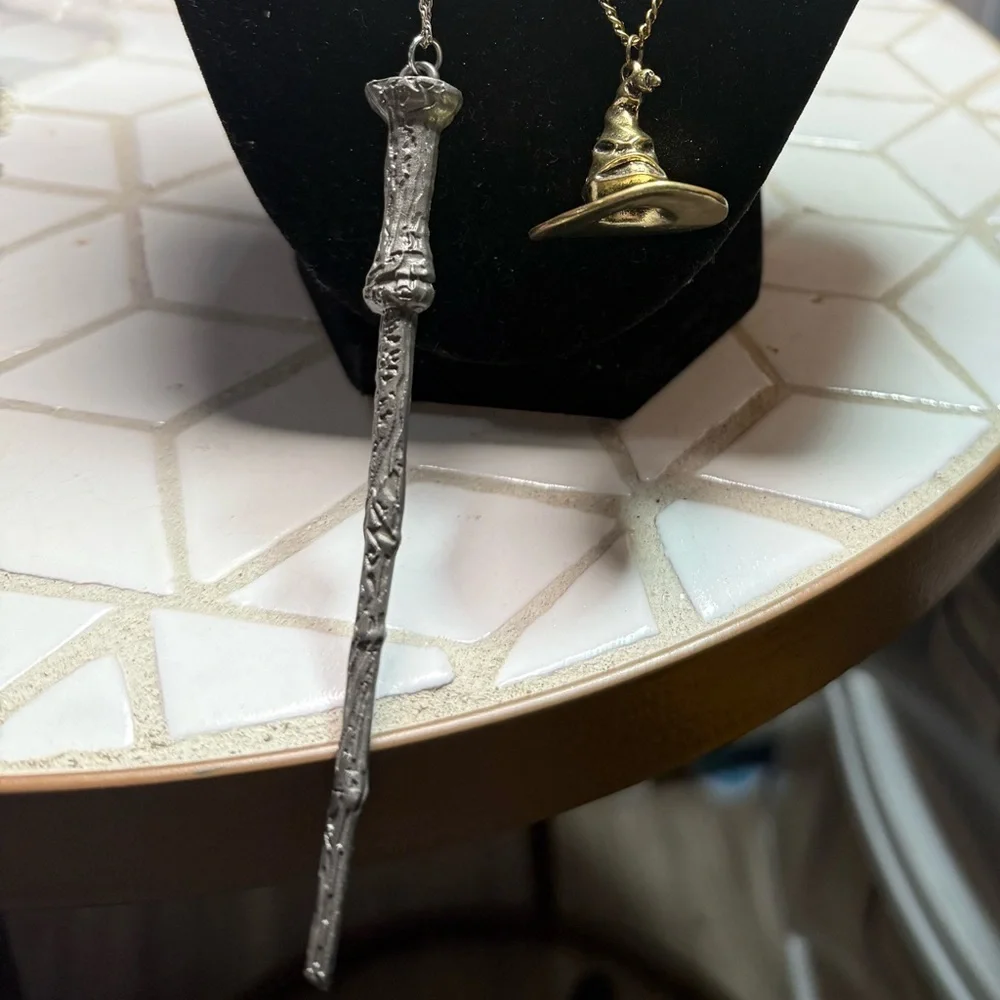 Harry Potter theme Gold and Silver Wand and Hat Necklace‎ Set