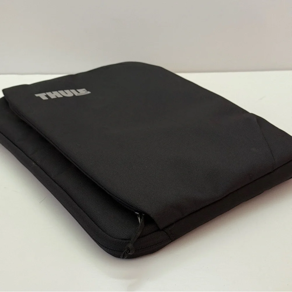 Thule durable sleeve