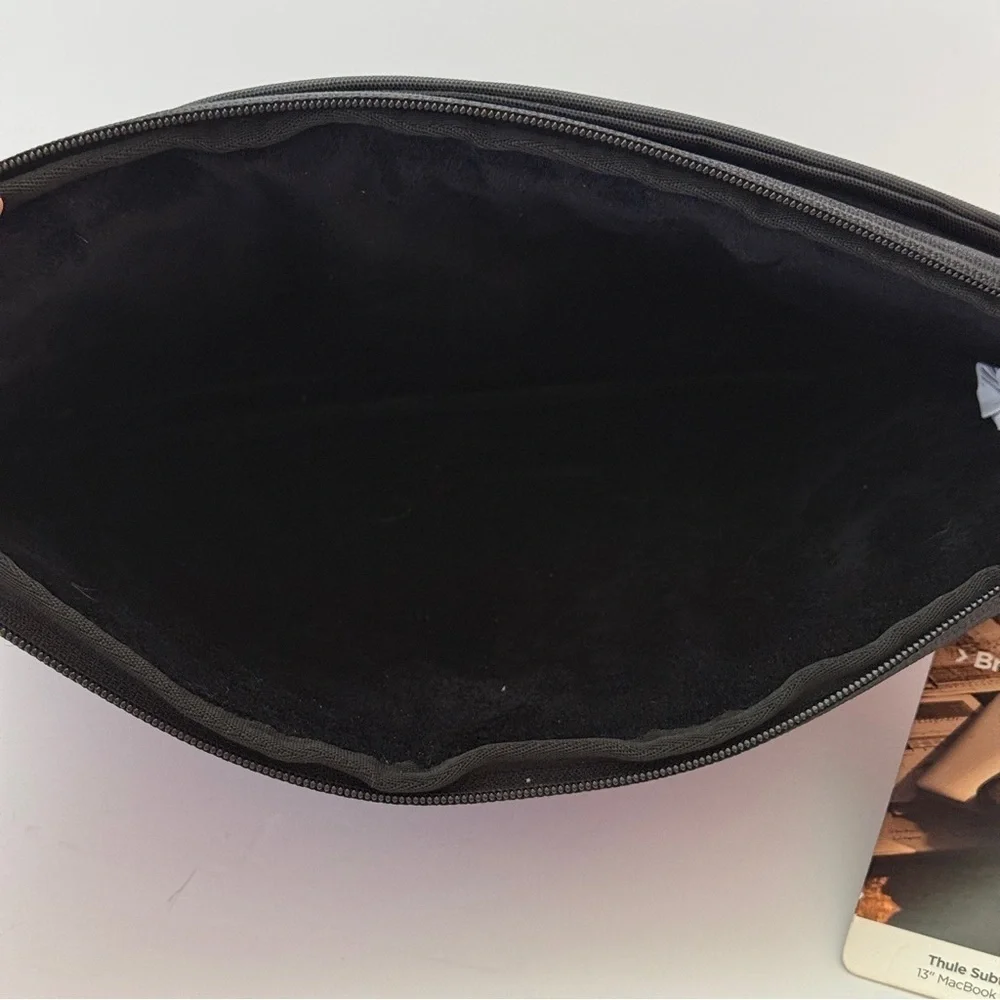 Thule durable sleeve