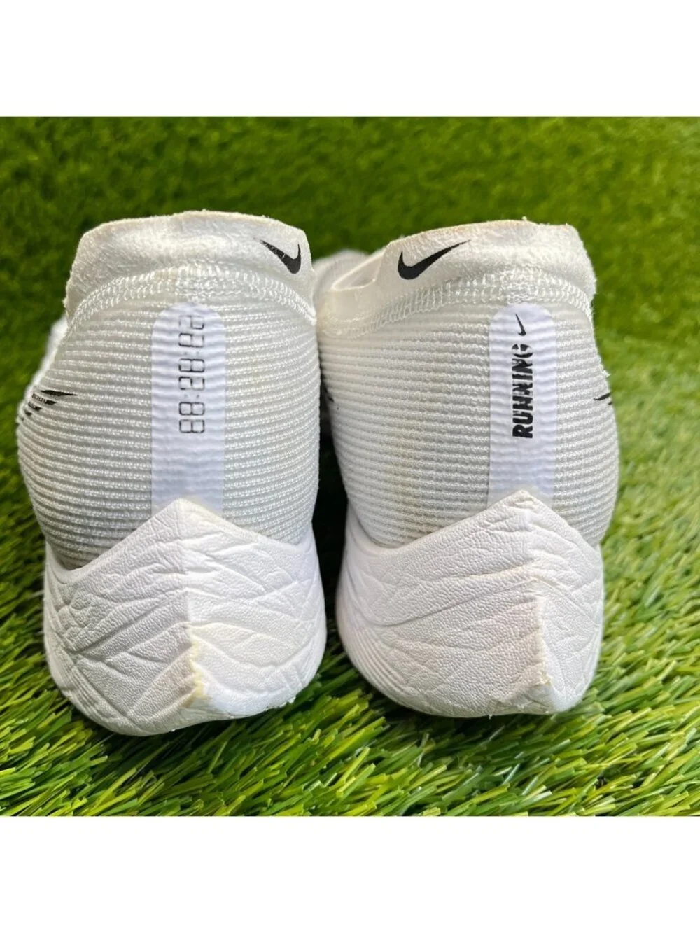 Nike ZoomX Vaporfly Next% 2 Womens Size 8 White Black Running Shoes Sneakers