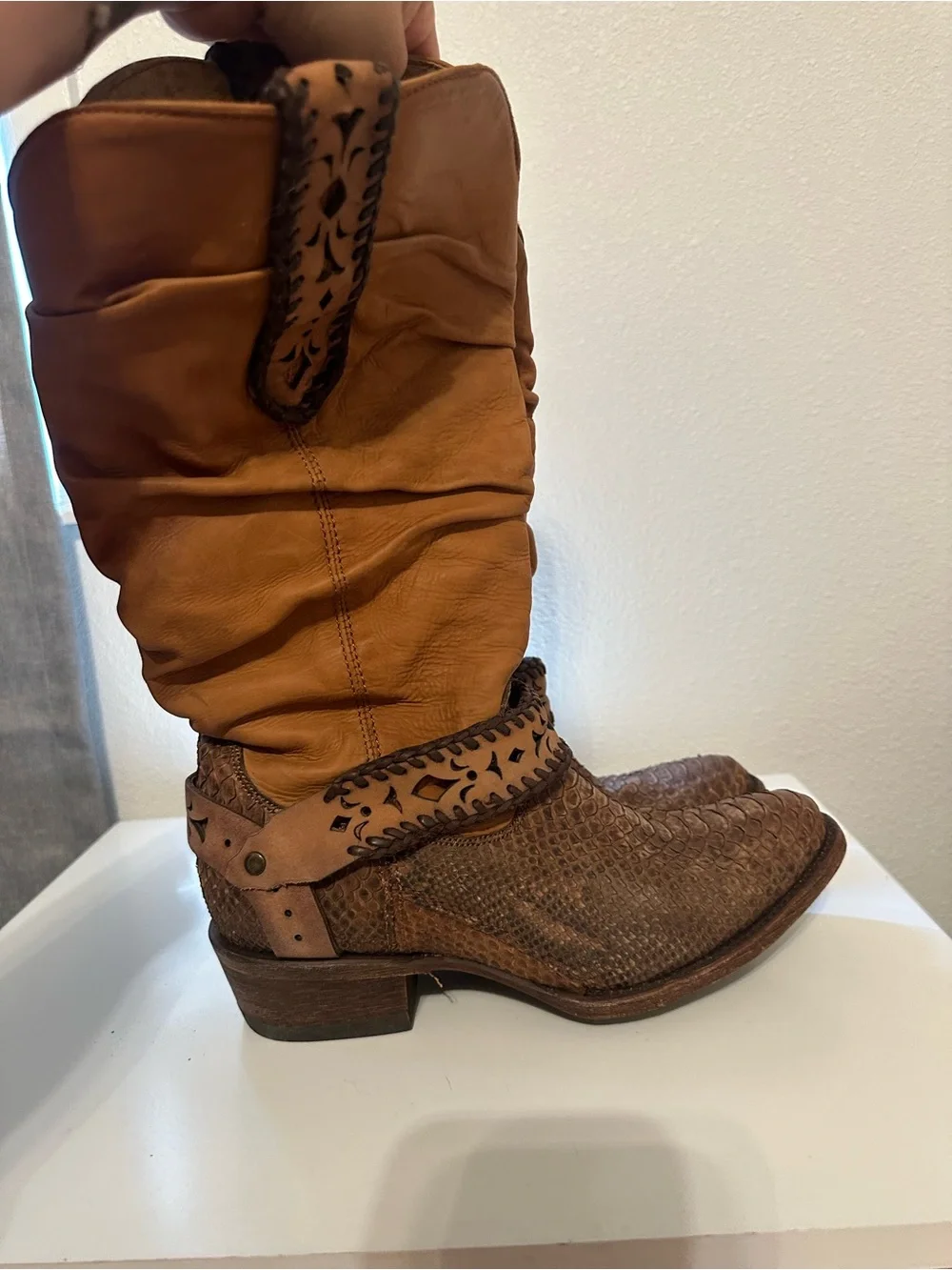 Cuadra classic leather