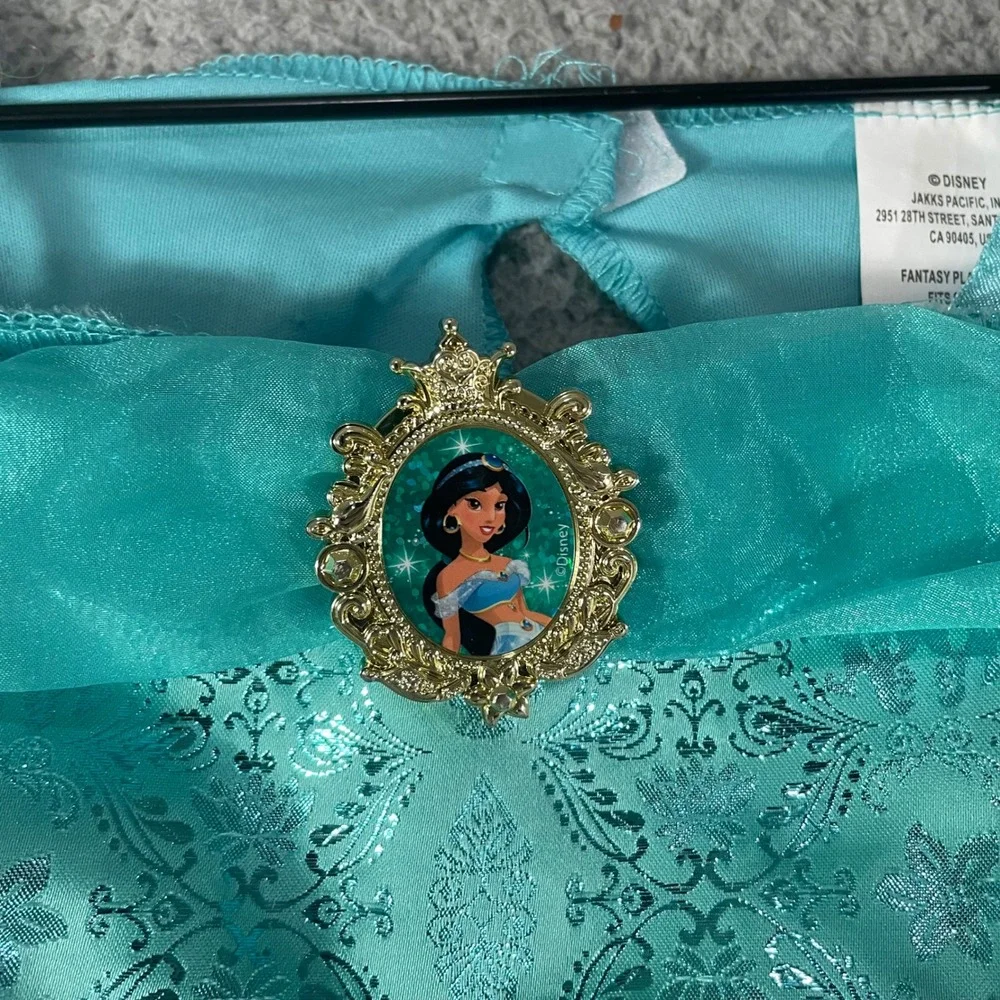 Disney princess jasmine