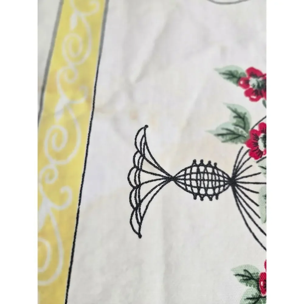 The Unbranded Brand charming vintage