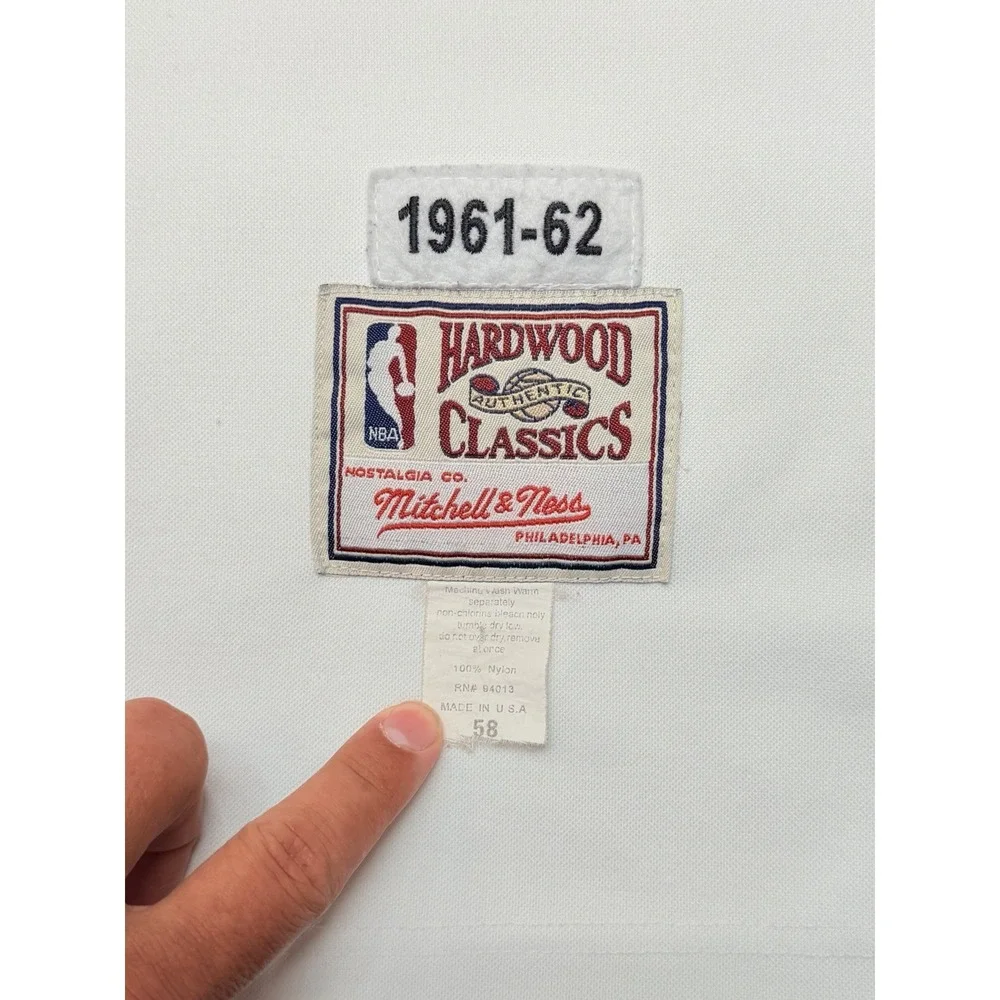 Mitchell & Ness Jerry West #44 Lakers 1961-62 Hardwood Classics Jersey 58 3XL