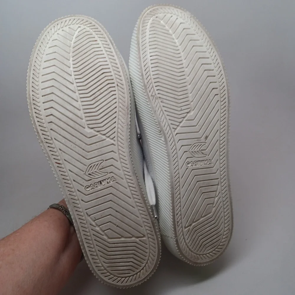 Cariuma oca low