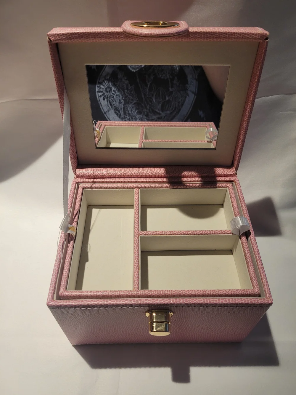 N/A compact pink