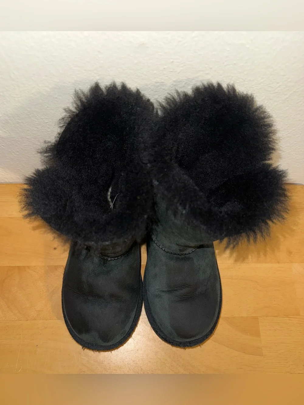 UGG keep little