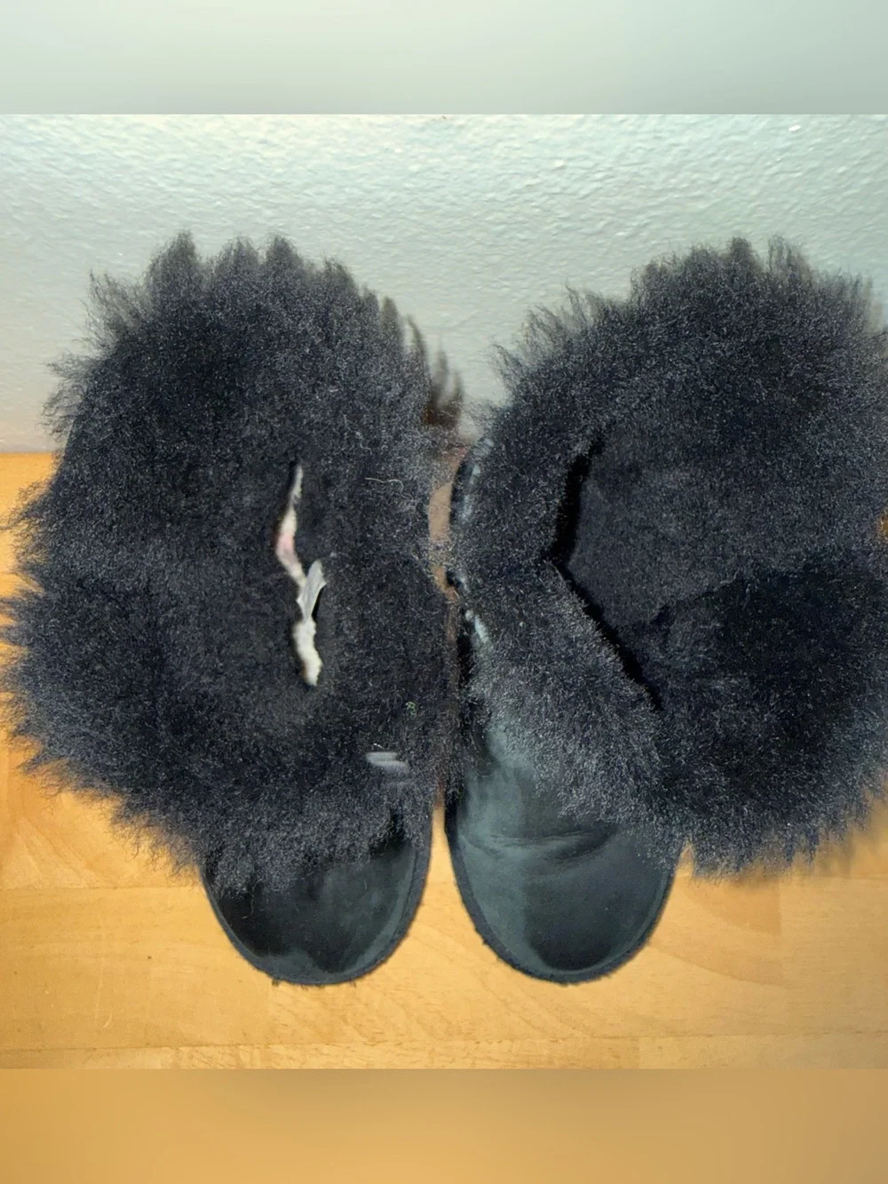 UGG keep little