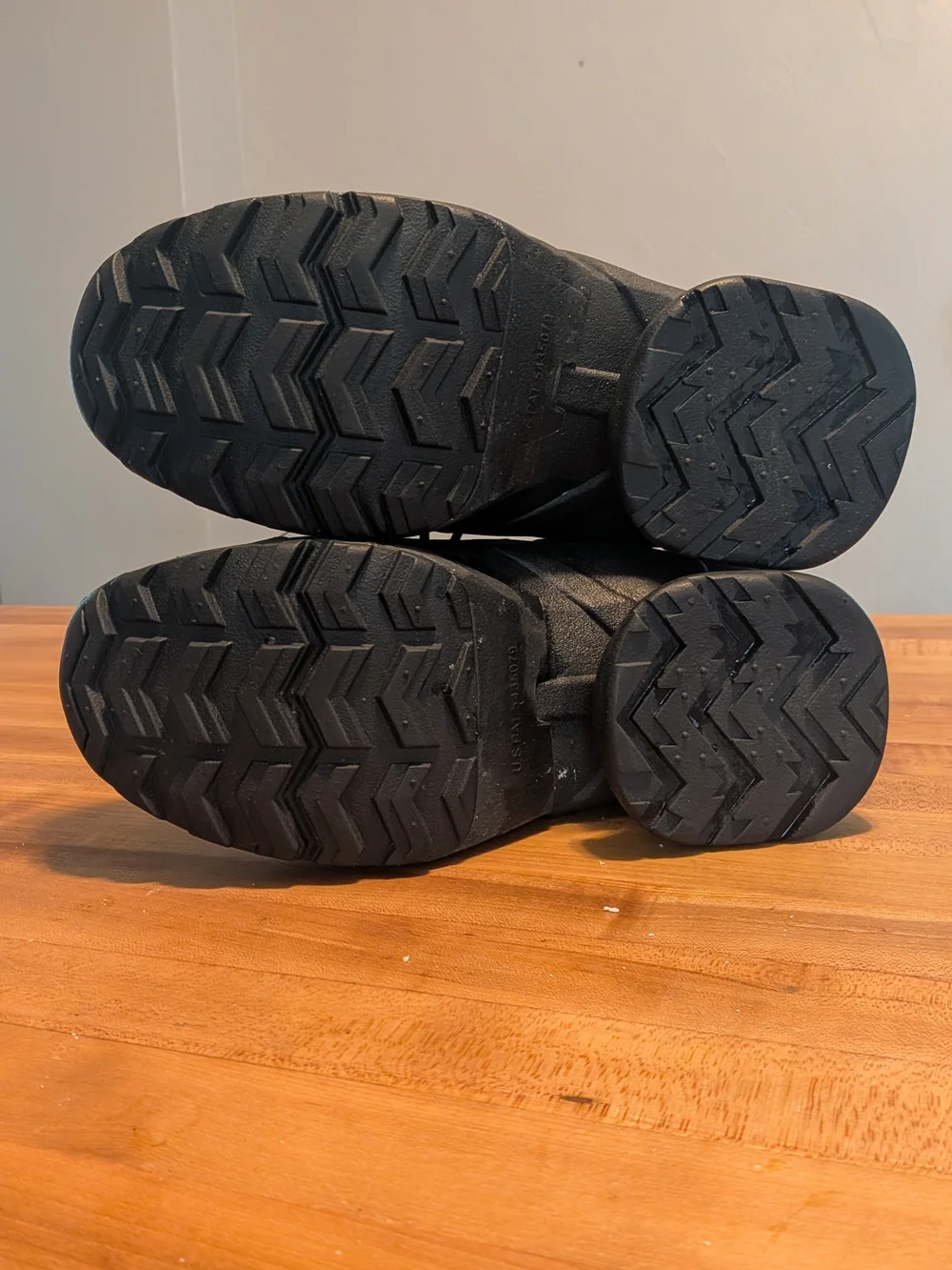 Z-CoiL Pain Relief Hiking Boots – Black – Men’s Size 11 Orthopedic Spring Shoes