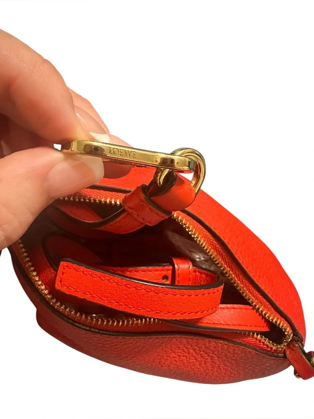 Loewe red Leather Elephant-Shaped purse