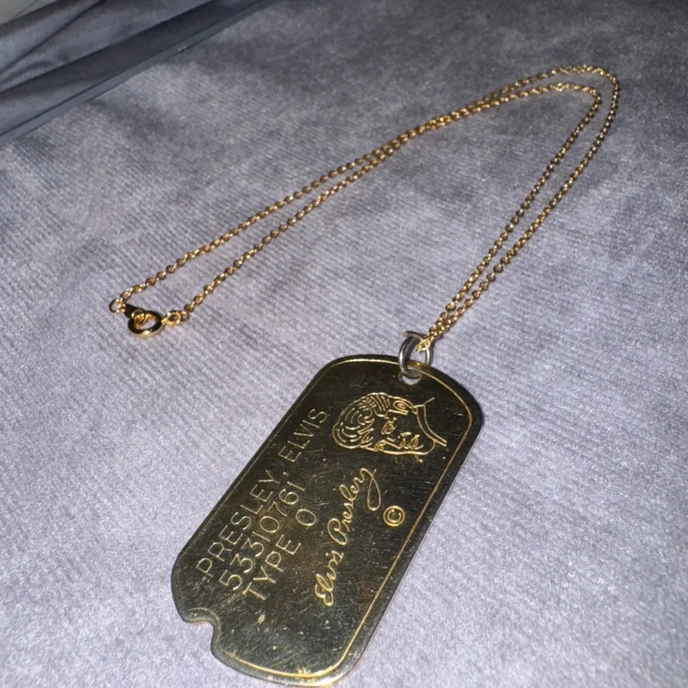 Gold Tone Elvis Presley Dog Tag‎ Necklace Type O