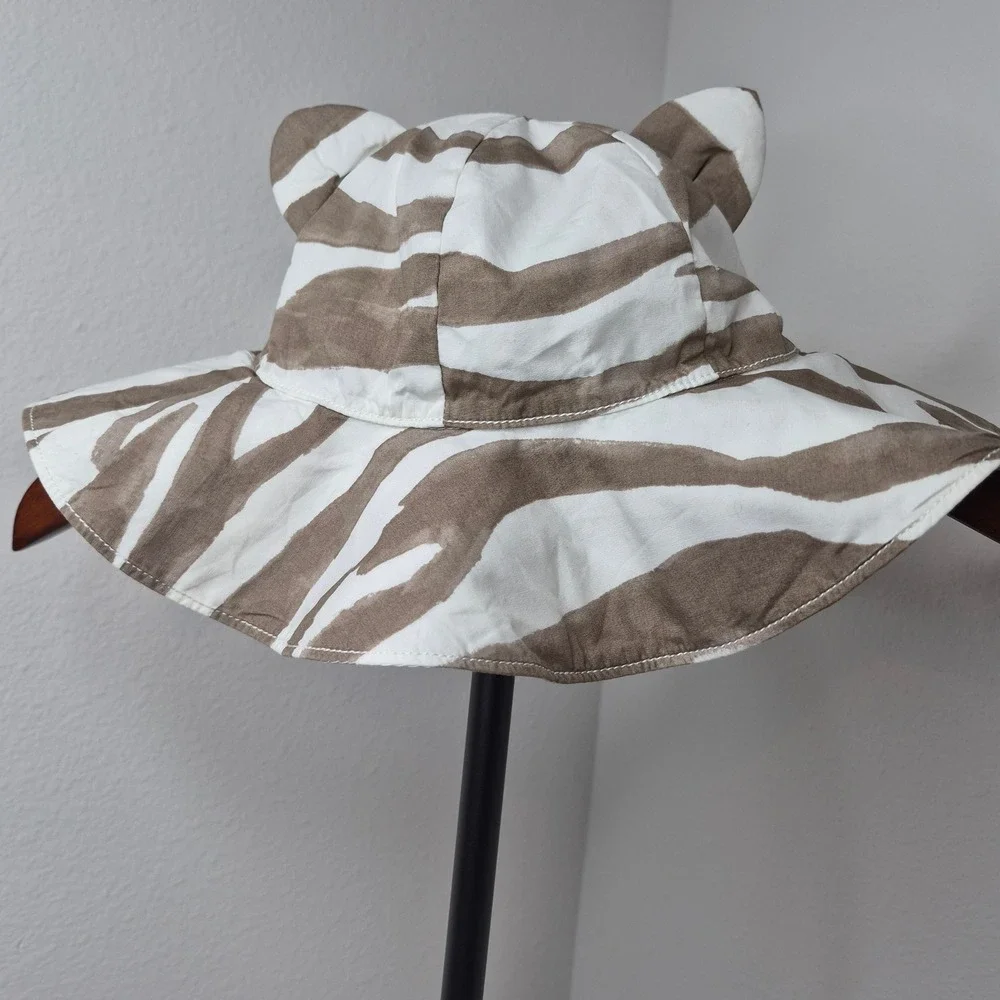Gymboree sun hat