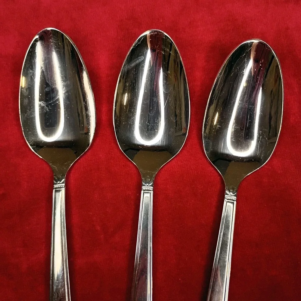 Oneida soup spoon
