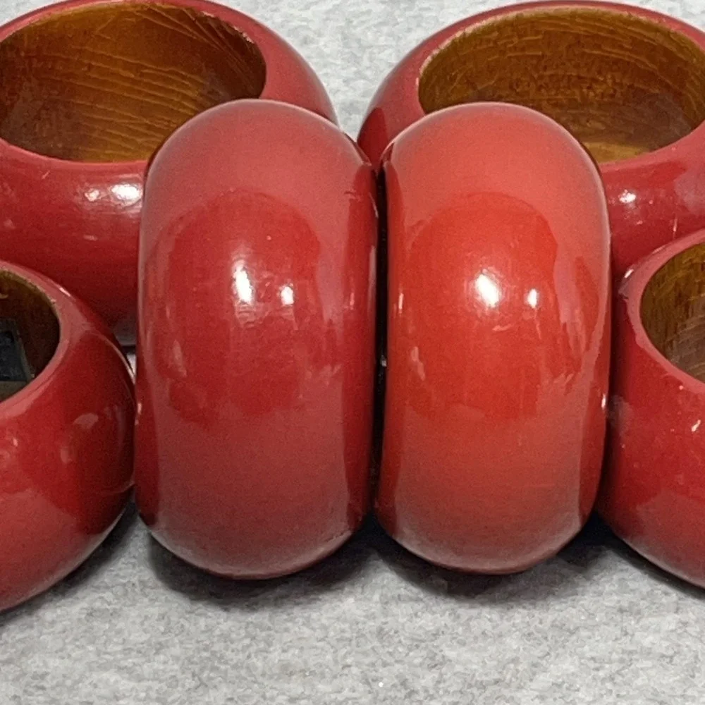 Vintage America red lacquer