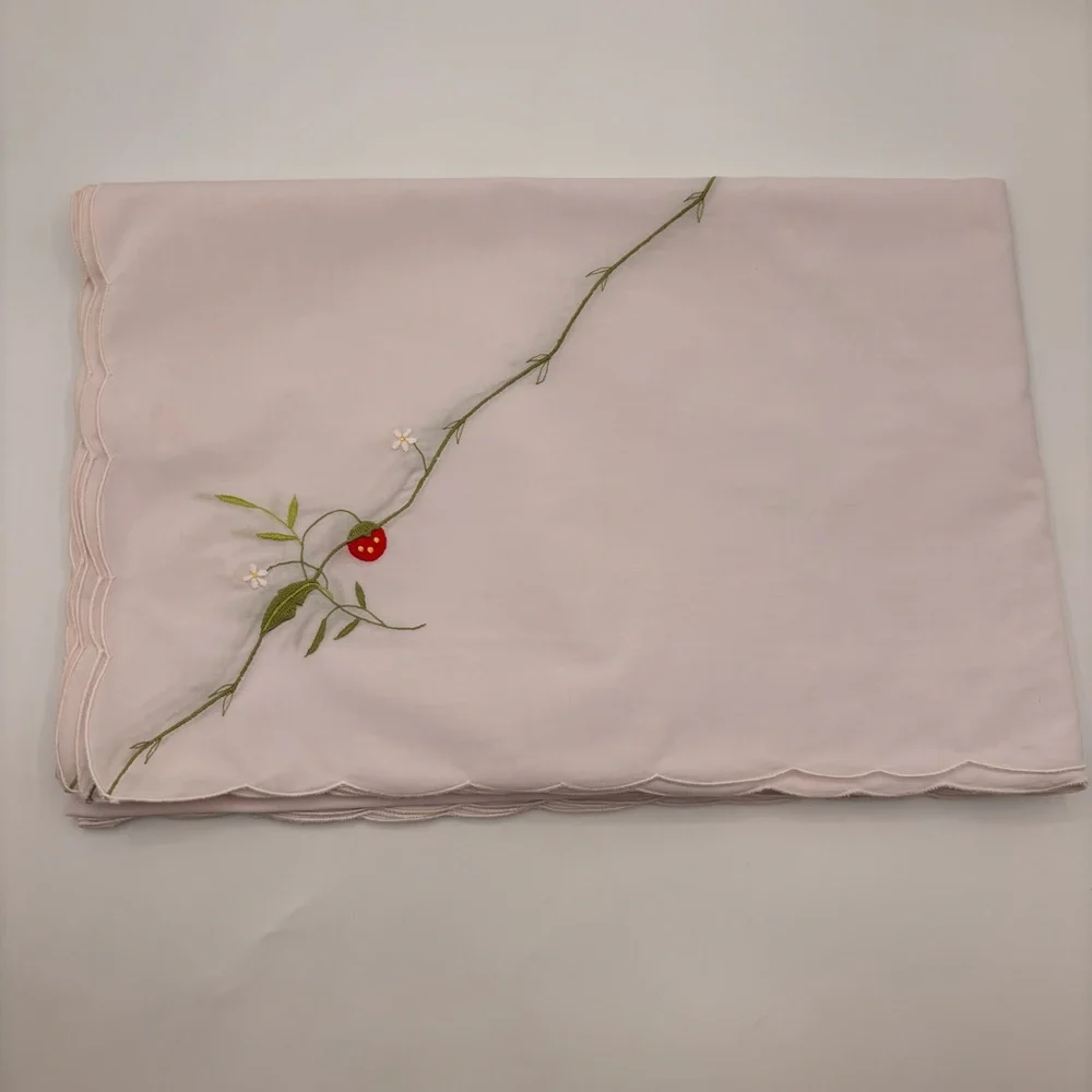 Lorraine Home Fashions excellent unused