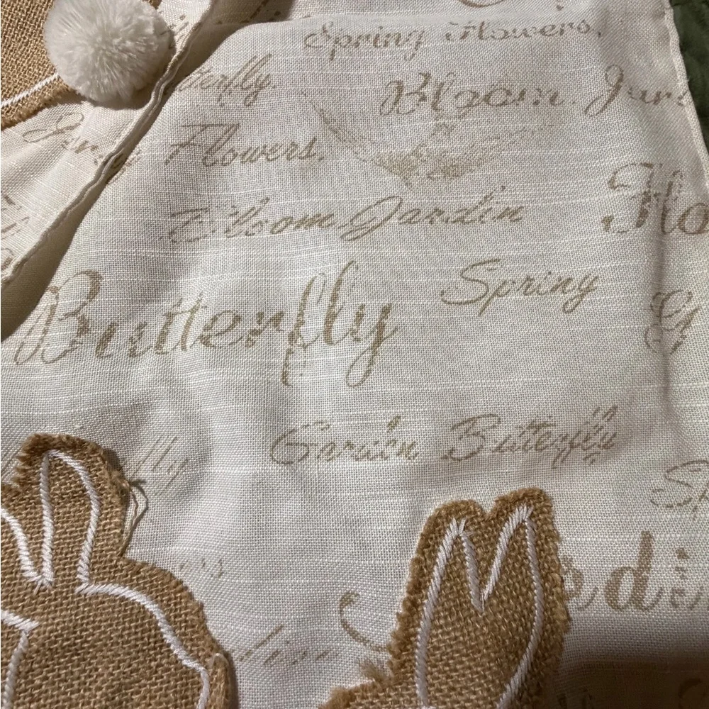 domain table runner