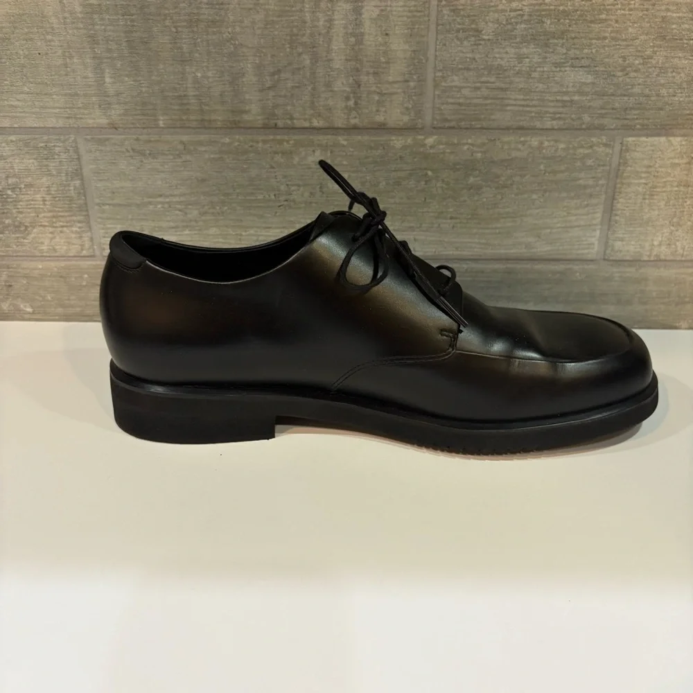 Rockport sleek black